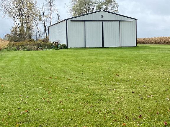 5th image of 19728 Township Road 211