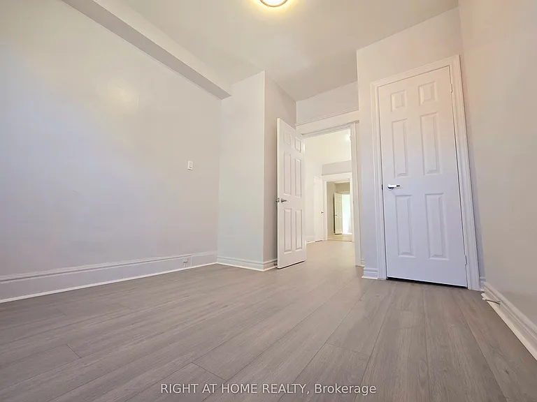 236 Sterling Rd #MAIN — Photo 14