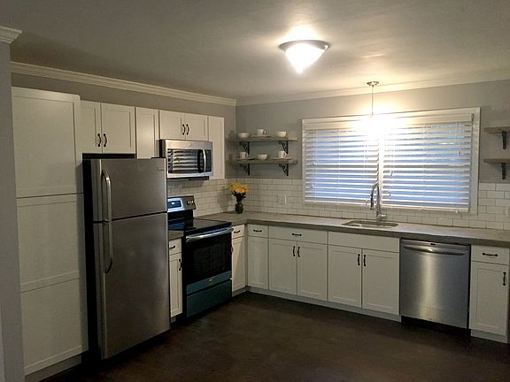 4th image of 310 W Ruby Ave
