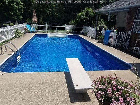 5th image of 68 Fortuna Dr