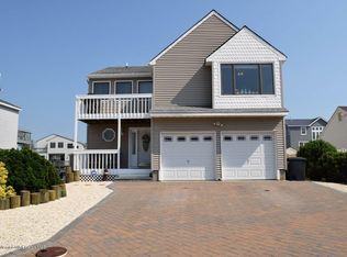 53 Benjamin Blvd, Manahawkin, NJ 08050