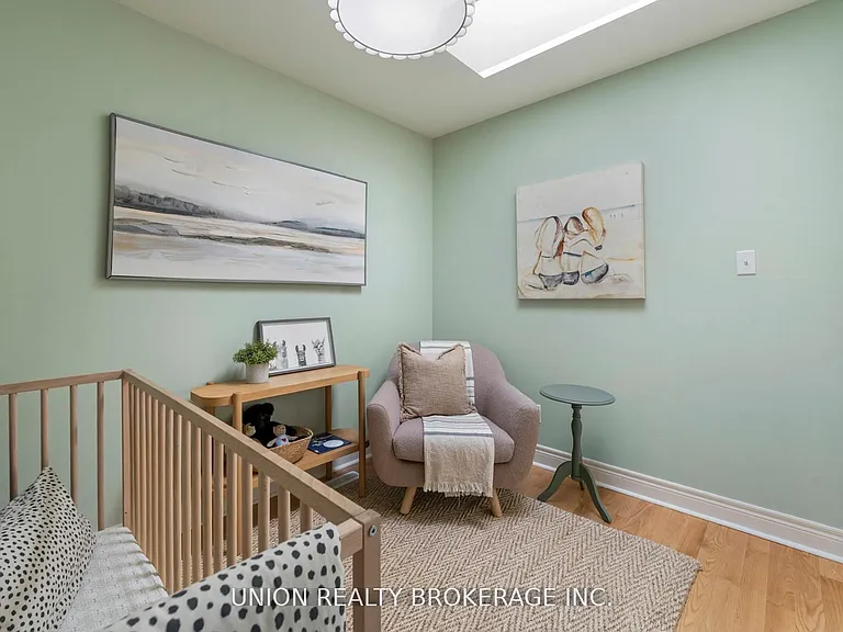 59D Woodbine Ave — Photo 29