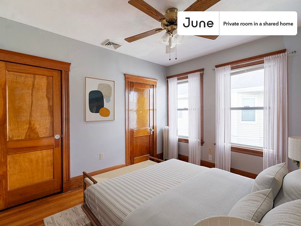 1st image of 21 Bradbury Ave #B