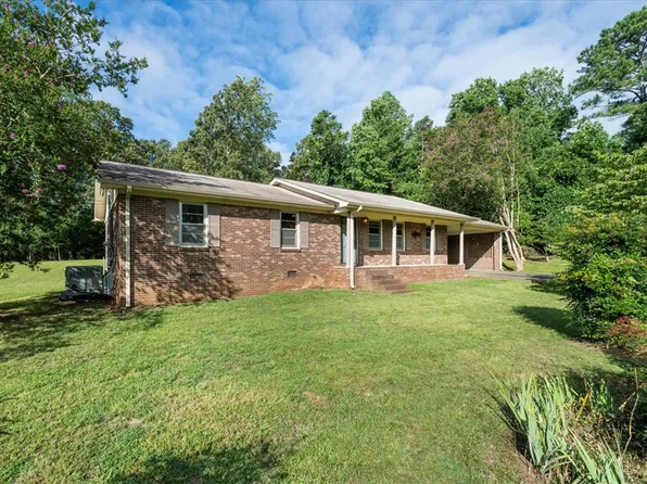 374 Mountain View Dr, Central, SC 29630