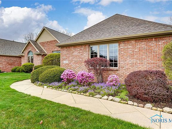 4th image of 223 Willowood Cir
