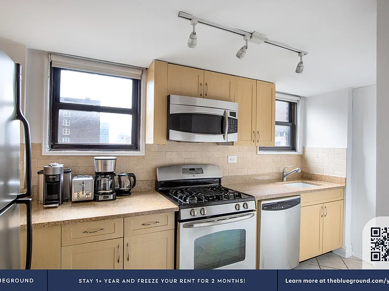 141 E 33rd St #16B — Photo 7
