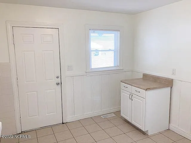 111 N Warren St — Photo 6
