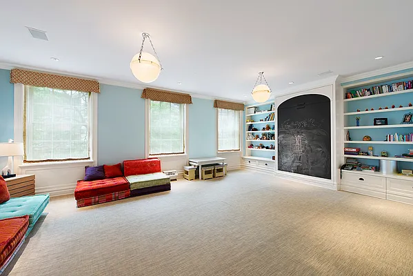 Sold by CORE | media 7