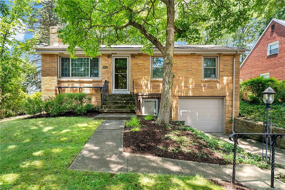 1514 Worcester Dr photo 1