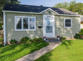 2908 Whittier Dr, Kalamazoo, MI 49001
