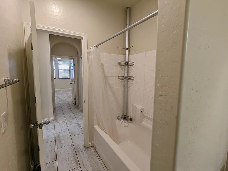 372 Windmill Croft Dr — Photo 23