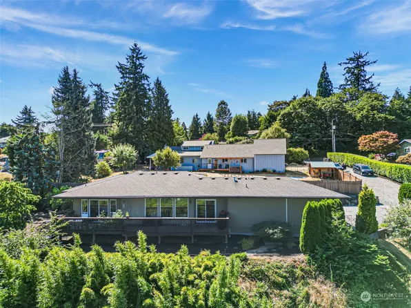 303 66th Avenue E, Tacoma, WA 98424