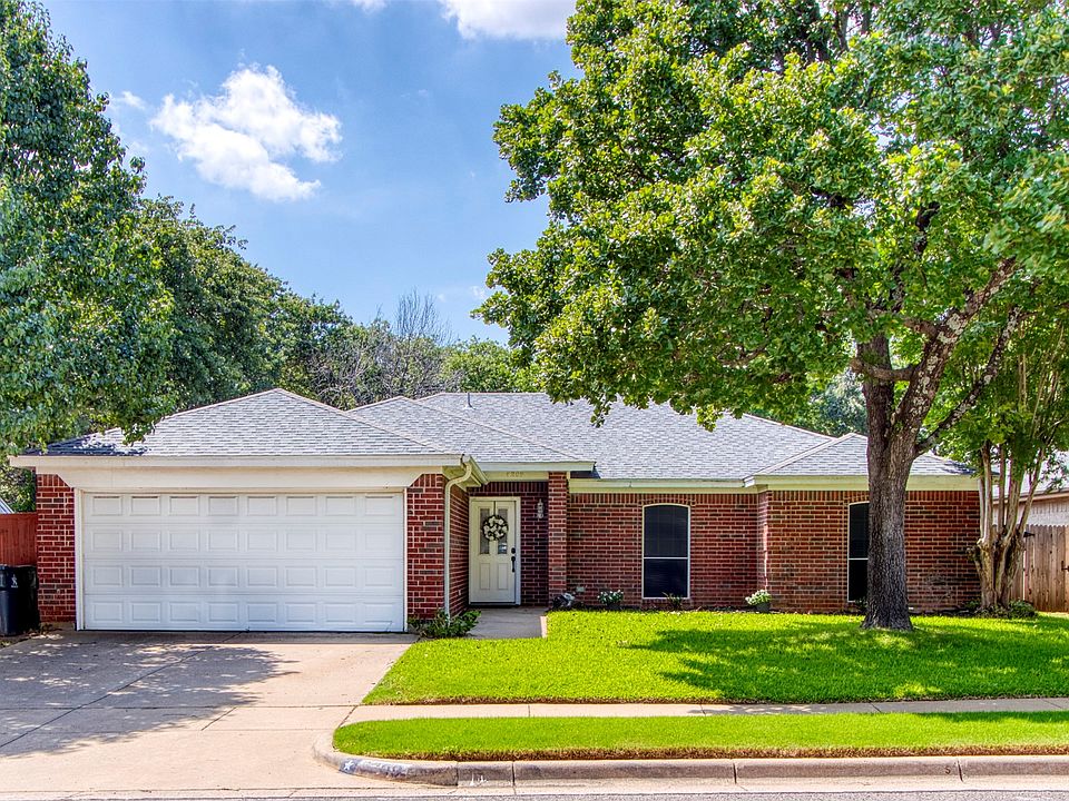 1st image of 6209 Vista Wood Dr