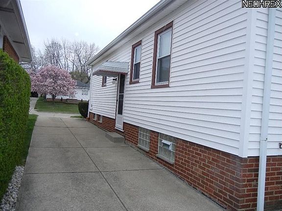4th image of 3022 Wales Ave