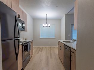 2145 Molalla Rd #G-302, Woodburn, OR 97071