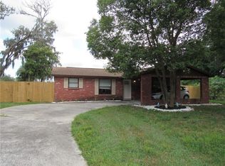 101 Hickory Ln, Seffner, FL 33584