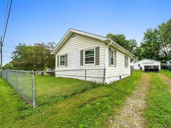 4360 NE 32nd St, Des Moines, IA 50317