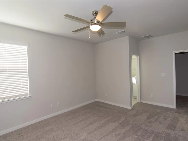 605 W South St #432 — Photo 19