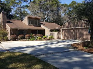 45 Wade Hampton Dr, Beaufort, SC 29907
