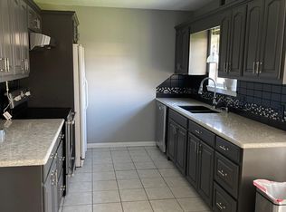 1908 Thousand Oaks Dr, Orange, TX 77632