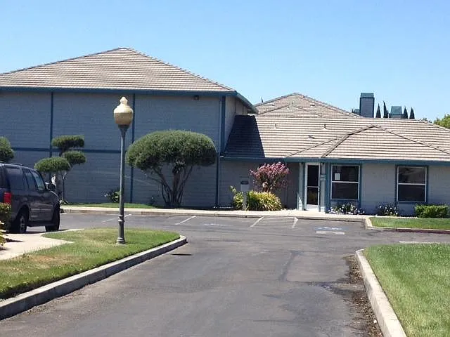 Robert Avenue