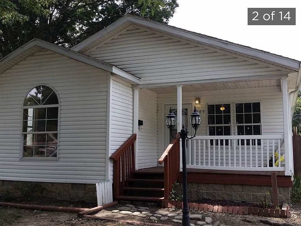 1st image of 905 Stewart Ave