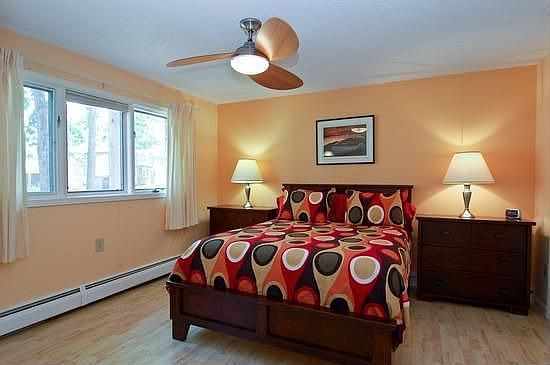 4th image of 4766 Arbor Ave #27