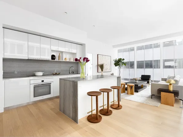 1 Wall St APT 711, New York, NY 10005