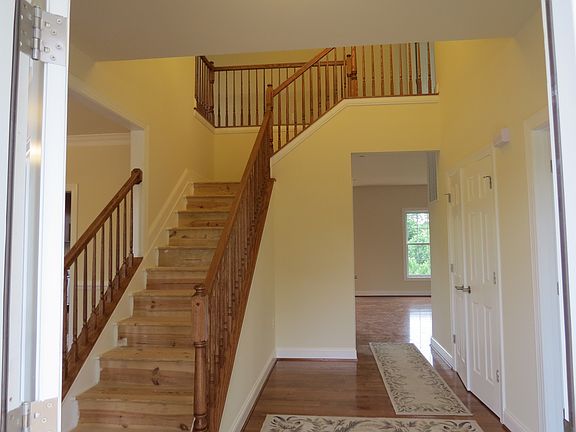 Buyer to choose carpeting