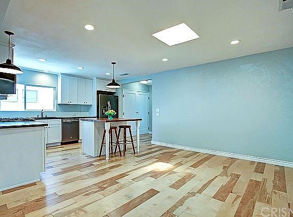 4th image of 3522 Lifur Ave