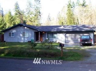 1695 S Vine Maple Ln, Camano Island, WA
