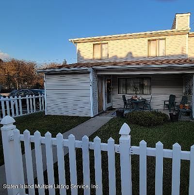 1st image of 18 Anita St #A
