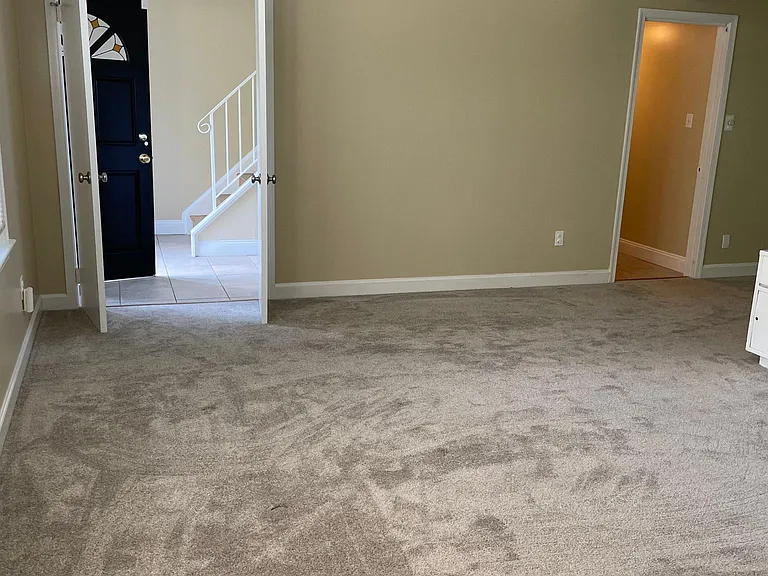 1040 Warbler Pl #MC — Photo 18