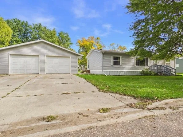 108 Poplar Ave, Lowry, MN 56349