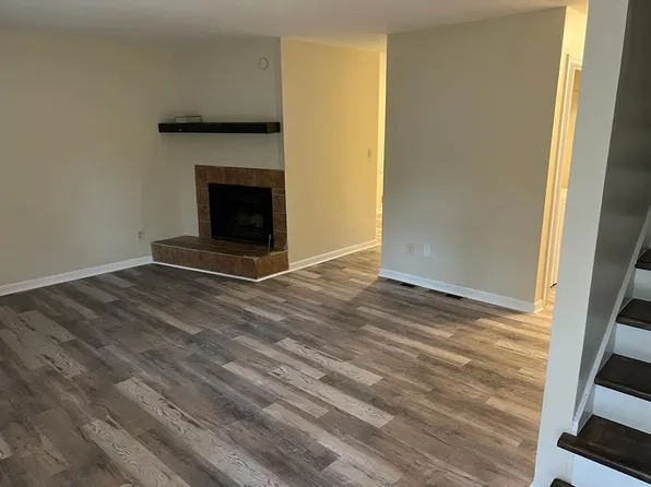 2162 Wells Dr SE, Smyrna, GA 30080