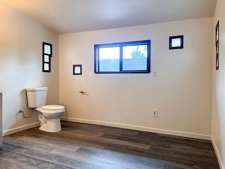 1055 River St — Photo 20