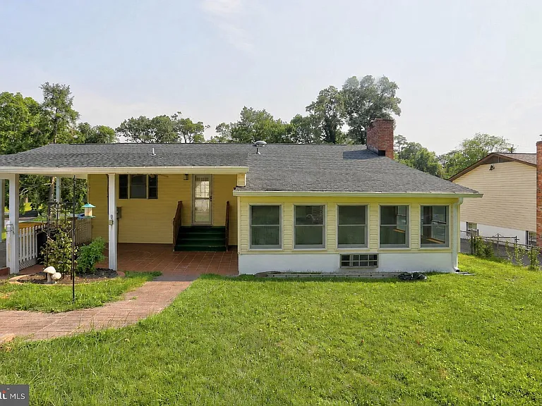 807 Danza Rd — Photo 39