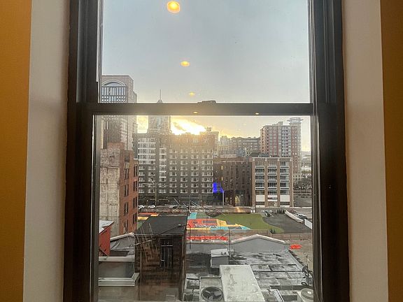 5th image of 909 Penn Ave #8cec81078