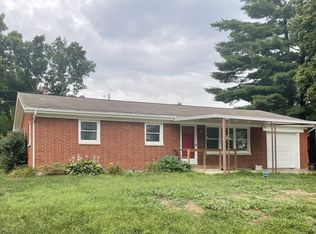 647 Georgian Ave, Sellersburg, IN 47172