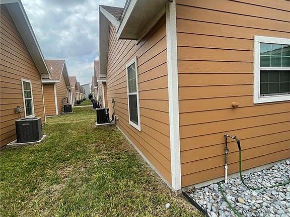 5th image of 1419 Quitaca Dr