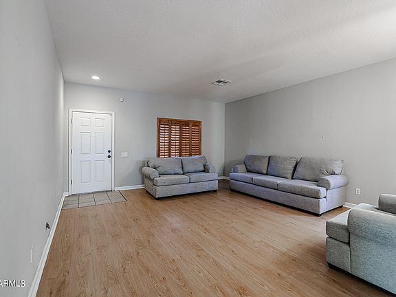 5th image of 9328 W BENNET Plaza
