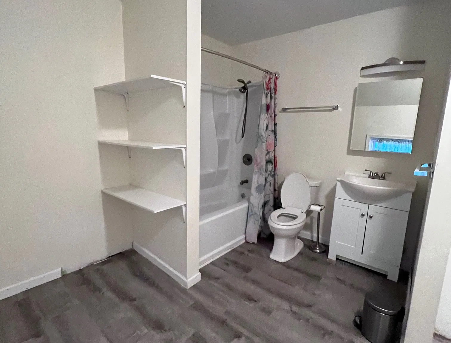 7096 Route 104 West - Upper unit — Photo 2