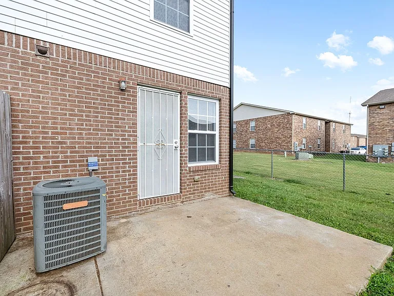 Durrett Drive-65 — Photo 25