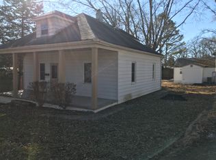 81 S 6th St, Ste Genevieve, MO 63670