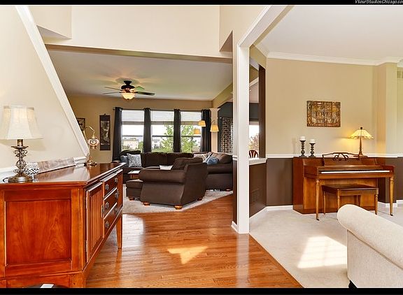2nd image of 11504 Glenn Cir