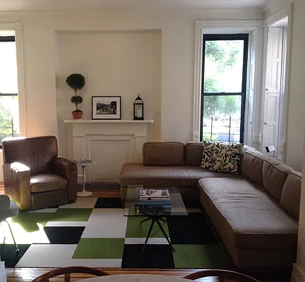 Rented by Walker Malloy & Company Inc | media 11