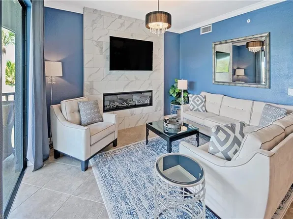 9723 Acqua Ct Unit 337, Naples, FL 34113