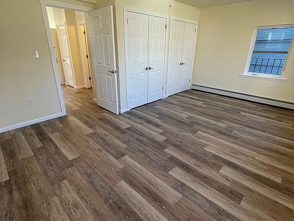 3rd image of 17 Dubois St Floor 2