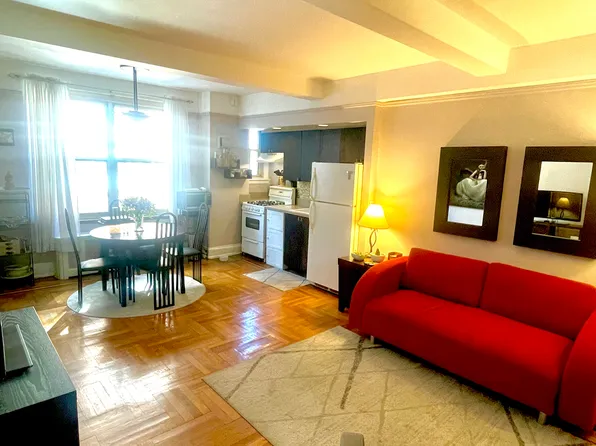 410 Central Park West 3C image 1 of 12