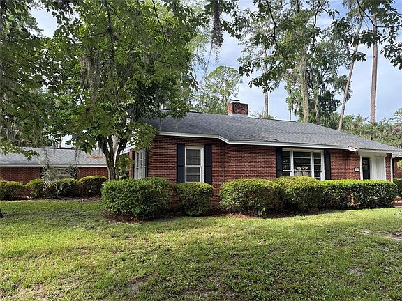 3rd image of 2207 NW 2ND AVENUE